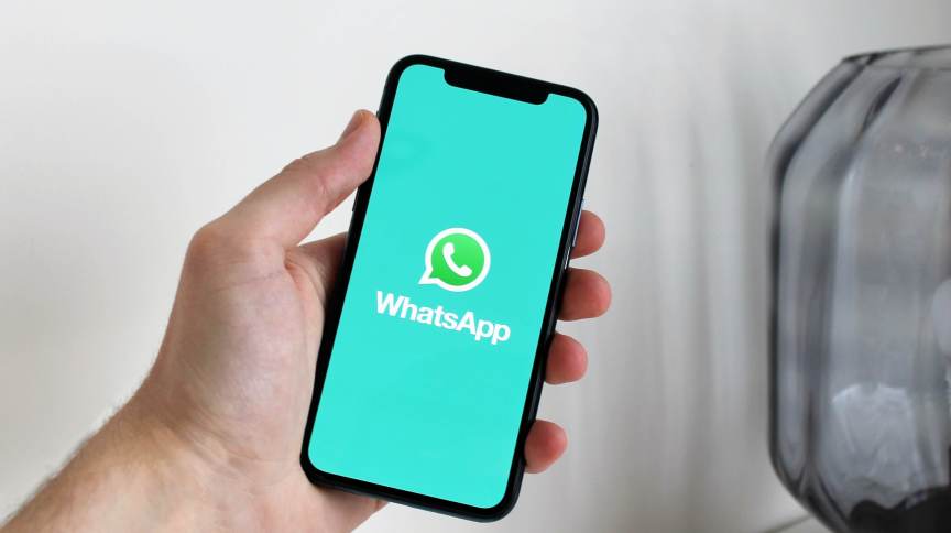 WhatsApp, Instagram e Facebook ficam fora do ar nesta segunda-feira