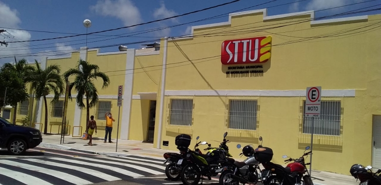 Álvaro Dias nomeia nova secretária da STTU; saiba quem é