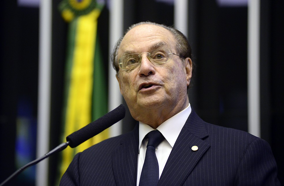 Ex-governador e ex-deputado é internado no Albert Einstein com pneumonia
