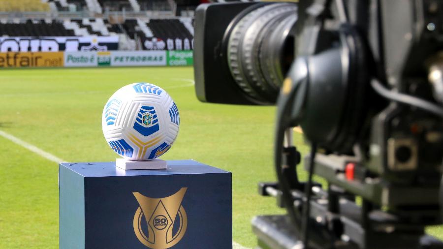 Globo fecha acordo de TV fechada com 5 clubes que rescindiram com a Turner