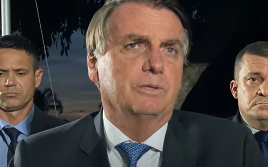 "Bandido é elogio para ele", diz Bolsonaro, sobre Renan Calheiros