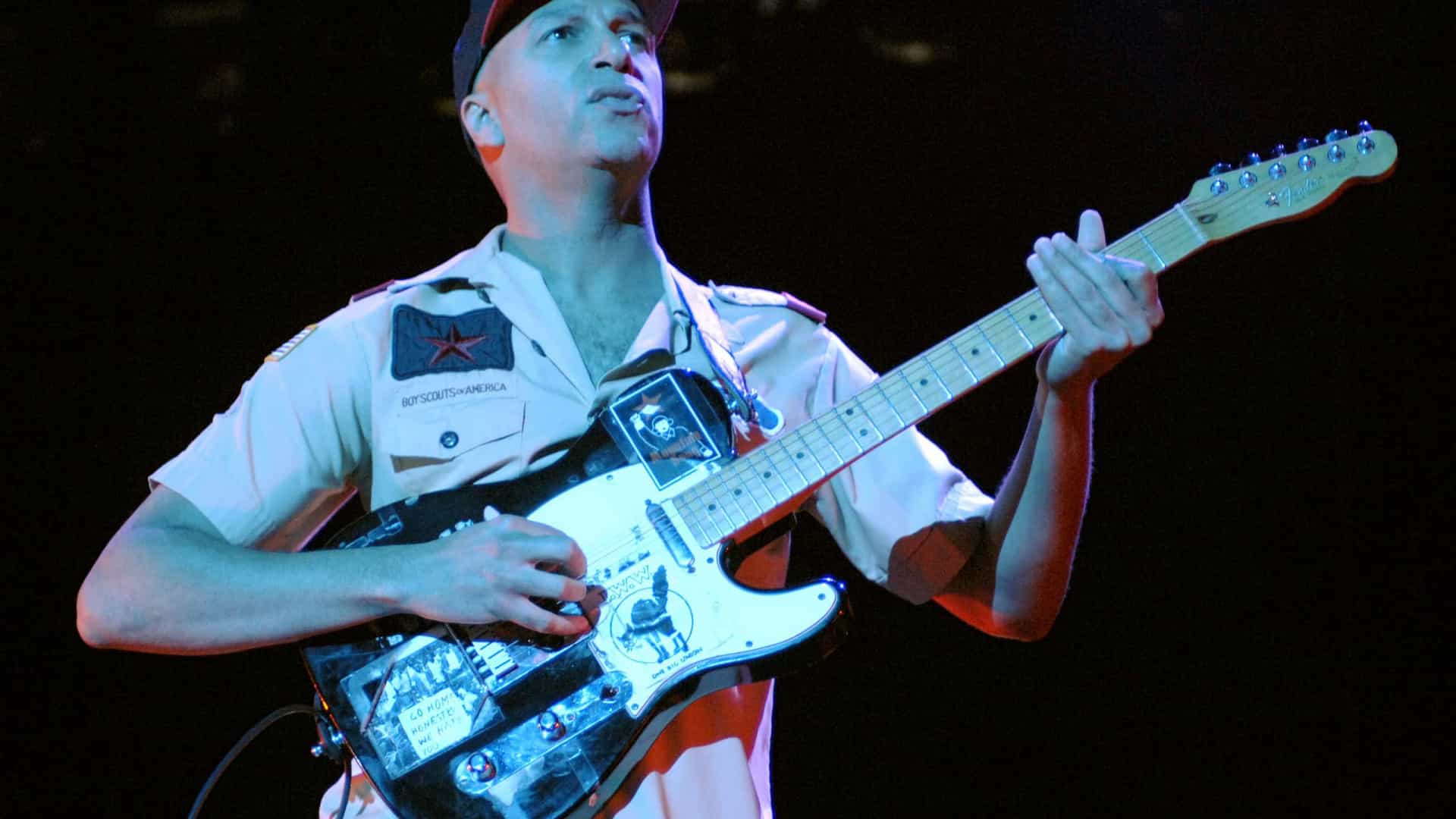 Famoso guitarrista diz que fãs se decepcionam ao saberem que ele é negro
