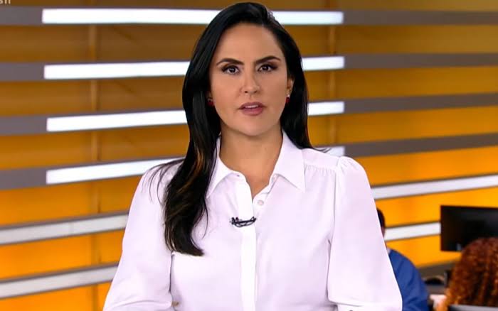 Demitida da Record, jornalista começa a trabalhar em loja de joias e desabafa: “Cansei”