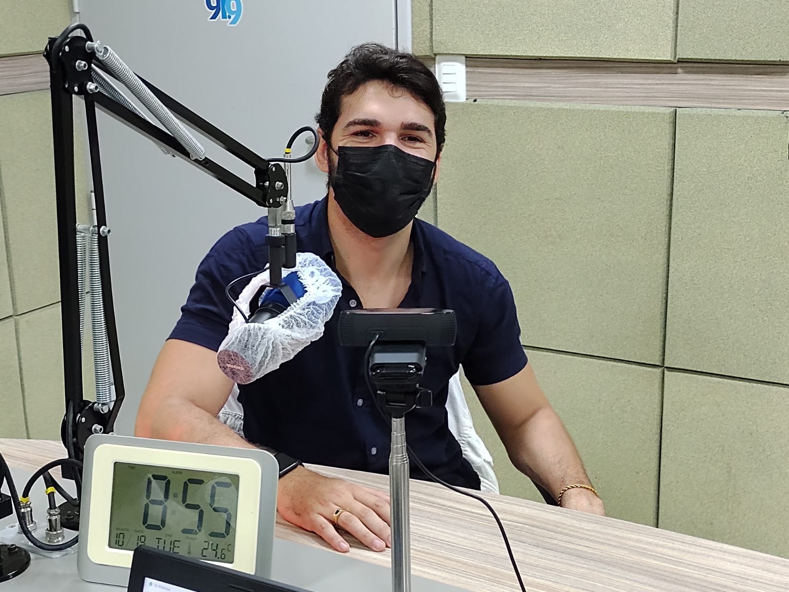 VÍDEO: Como fazer uma música de sucesso?