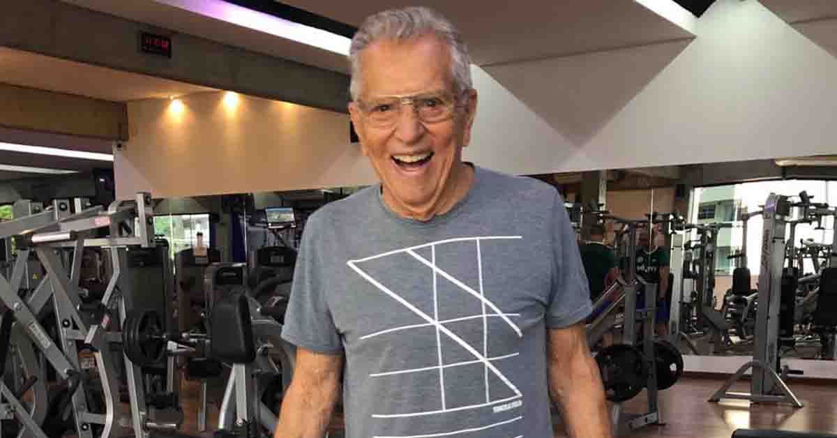 Carlos Alberto de Nóbrega é internado às pressas