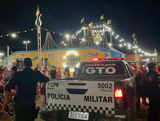 Confusão em circo no interior do RN tem discussão com palhaço e agressão a adolescente