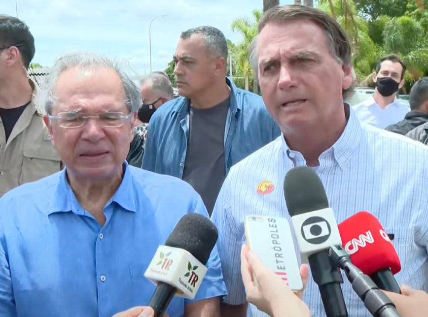Bolsonaro diz que Guedes fica até o fim: “Vamos sair juntos”