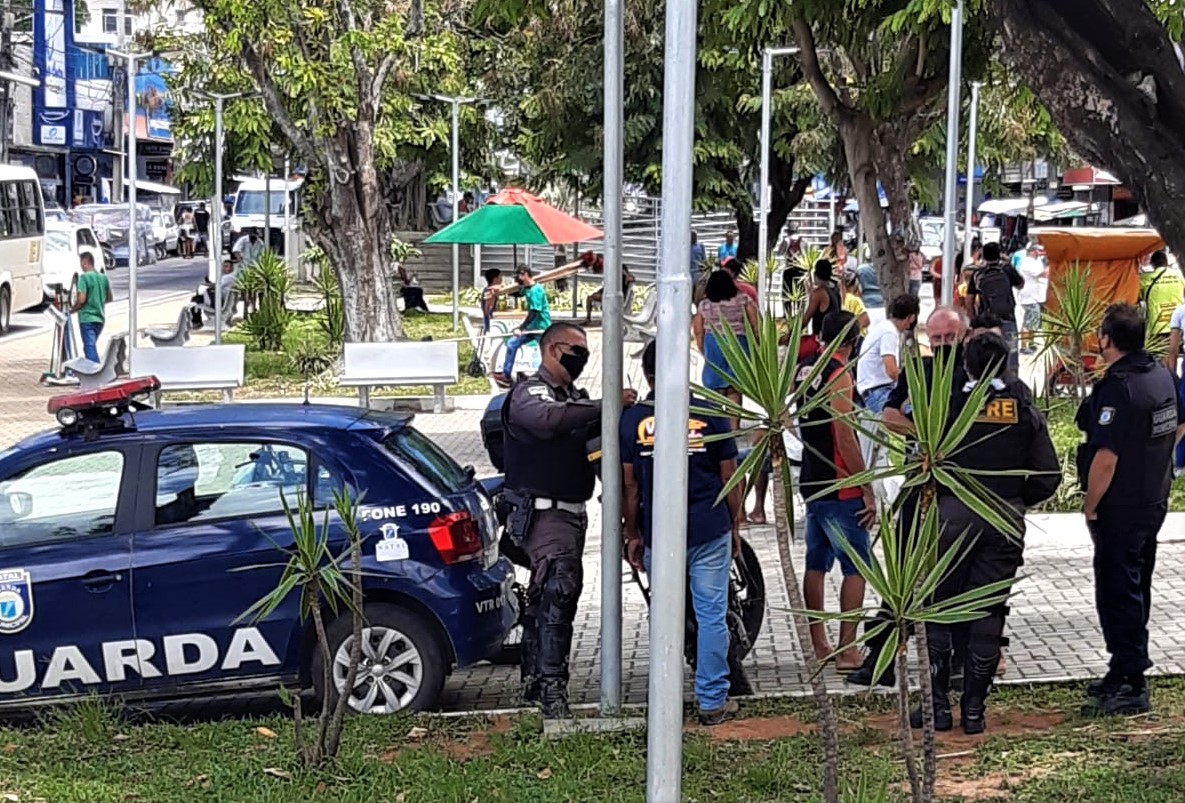 Motorista sem CNH atropela idoso no Alecrim e é espancado por populares