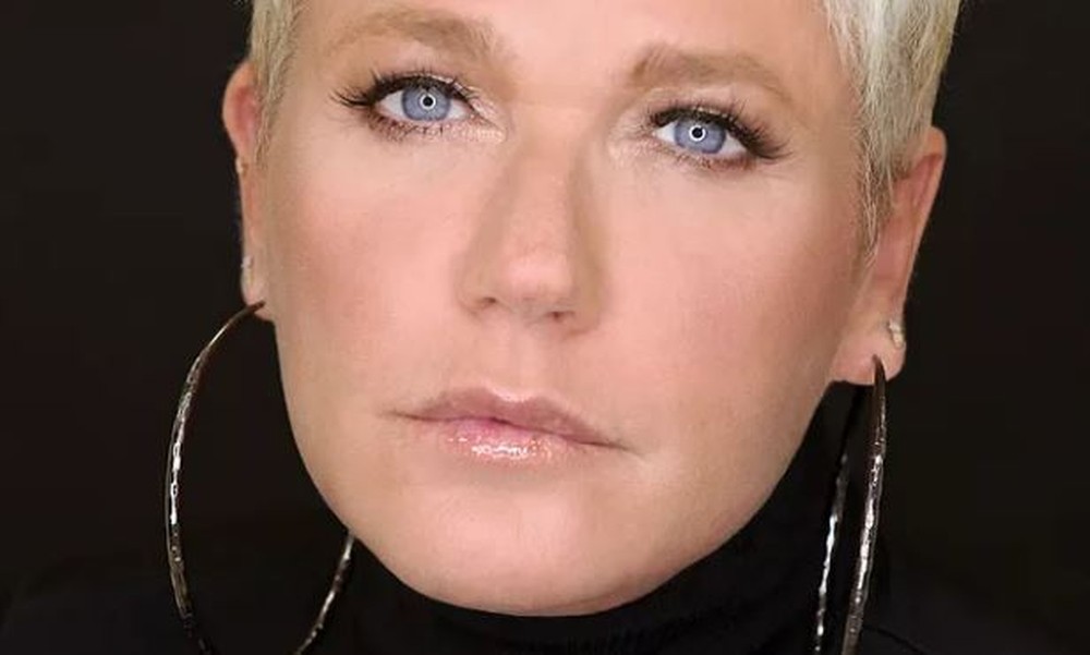 Xuxa ganha ação contra político que a chamou de ‘assediadora de menores’