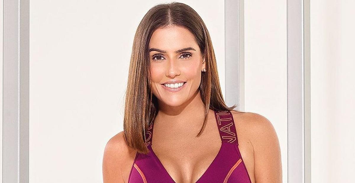 FOTOS: Com biquíni fininho, Deborah Secco faz clique ousado e enlouquece a web
