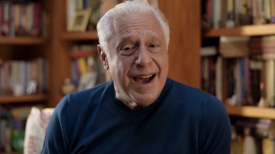 Demitido da Globo após 47 anos, ator consagrado é contratado por gigante do streaming