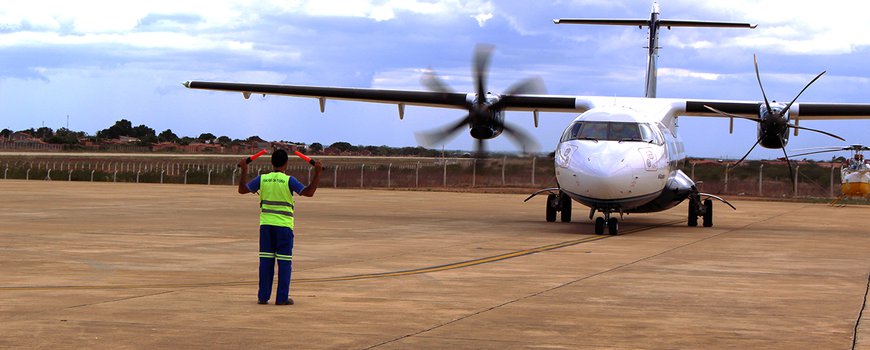 Governo promete pagar quase meio milhão em dívidas, e empresa vai manter aeroporto funcionando no RN