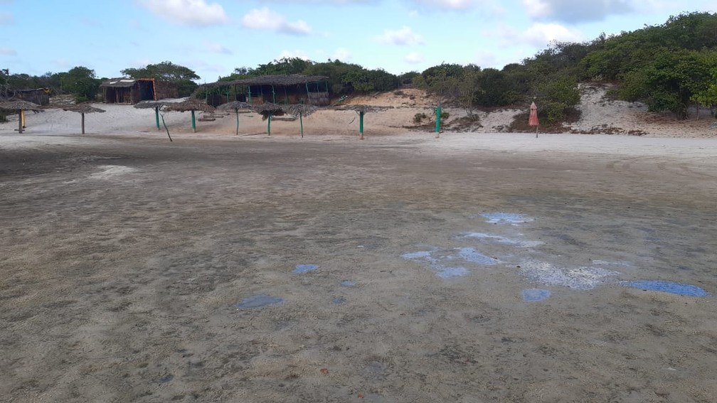 Lagoa turística seca completamente no litoral do RN