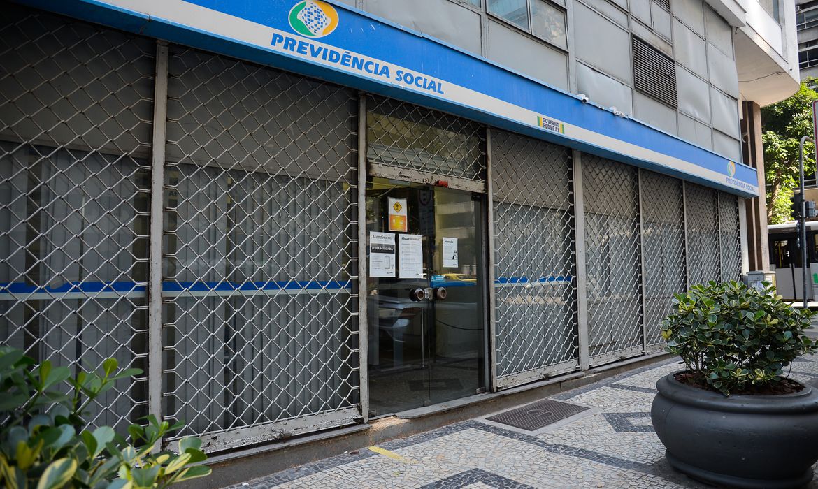 Cerca de 85 mil correm risco de perder benefício do INSS; veja se seu nome está na lista