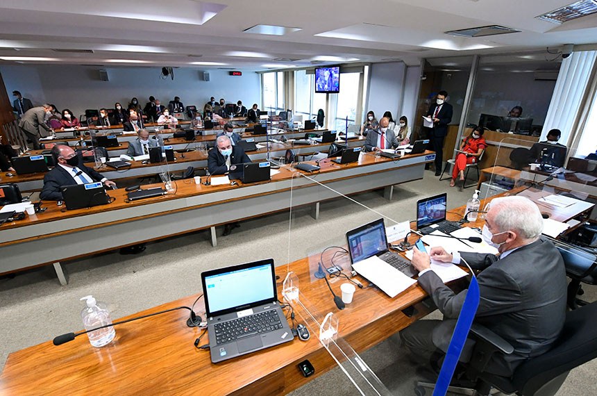 IPVA zero para motos de até 150 cilindradas passa em comissão no Senado