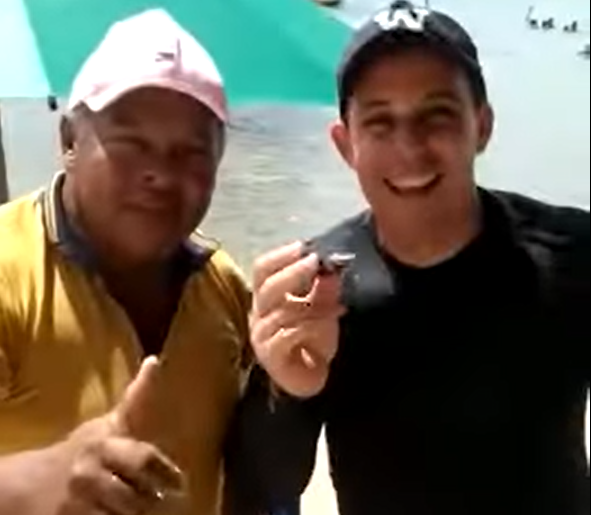 VIDEO: Prefeito do RN zomba da Justiça e come ostra mesmo tendo contra ele um mandado de prisão