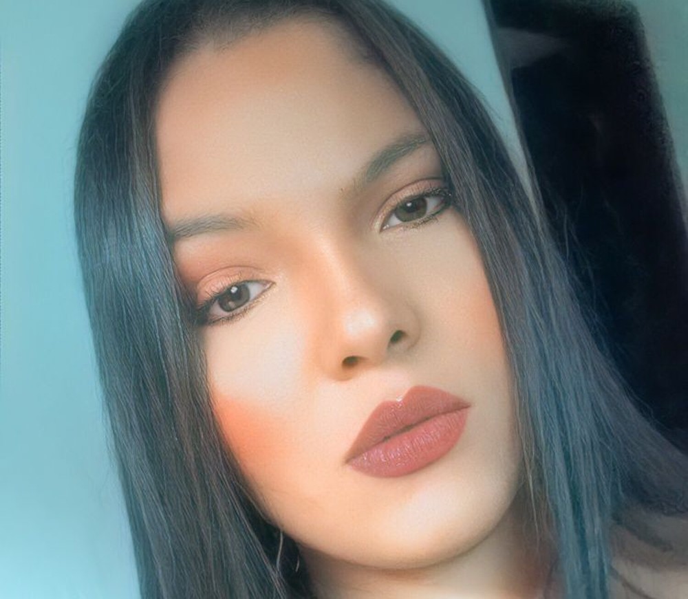 Jovem sofre trombose no olho devido ao uso de anticoncepcional: 'Quase fiquei cega'