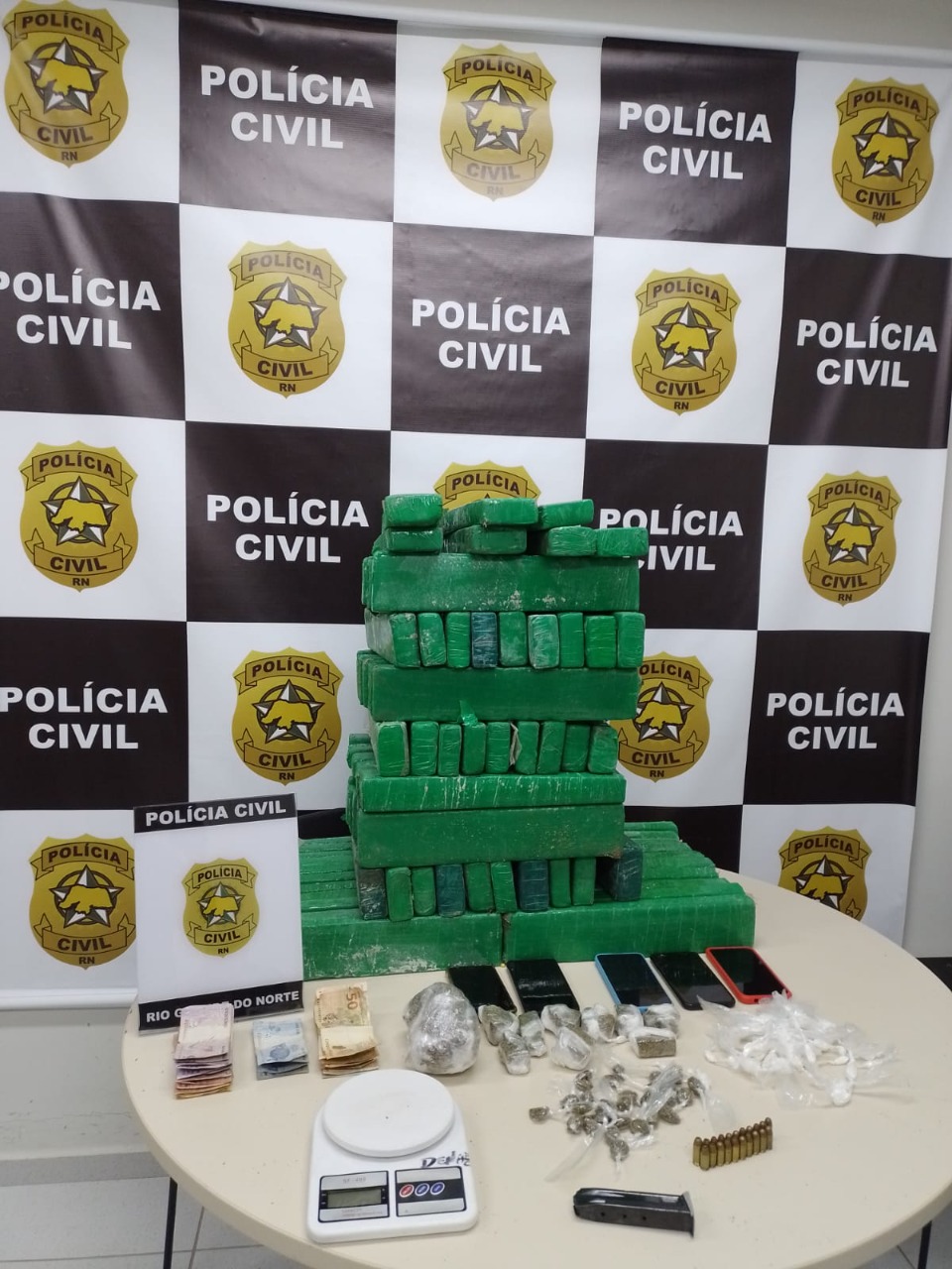 Polícia prende suspeito por tráfico de drogas e apreende mais de 90kg de maconha na Grande Natal