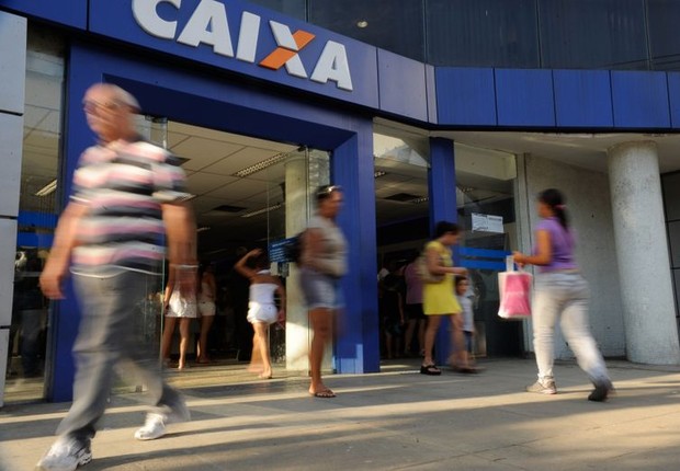 Agências da Caixa voltam ao horário de atendimento pré-pandemia amanhã