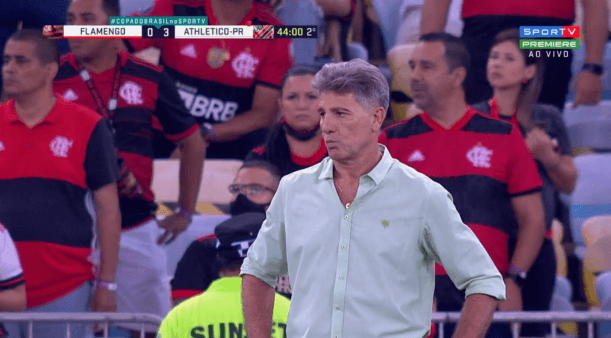 Na véspera da decisão, conselheiro do Fla aciona Renato no STJD por comportamento contra o Grêmio