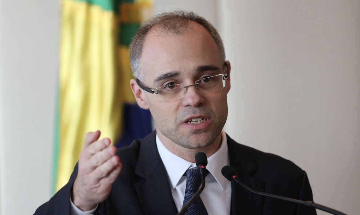 Indicado ao STF, Mendonça é sabatinado no Senado