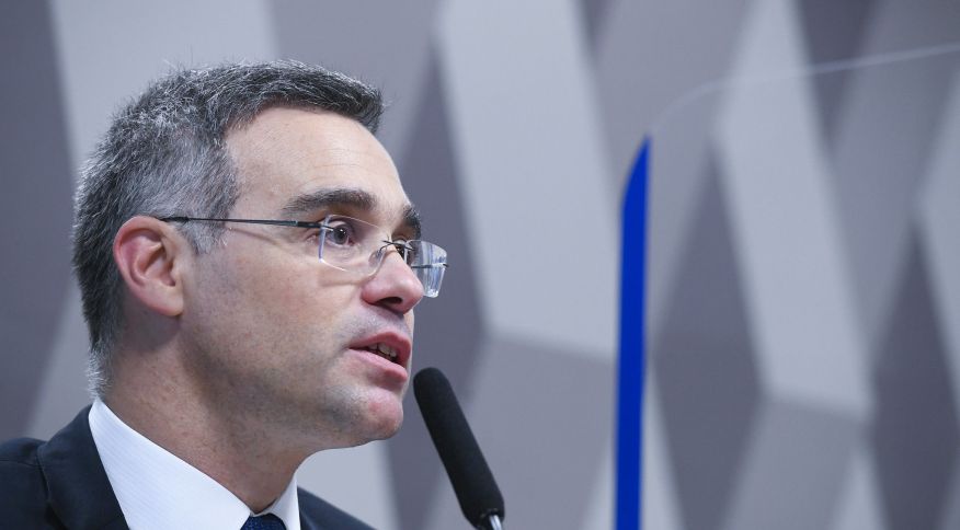 Senado aprova André Mendonça para ocupar vaga no STF