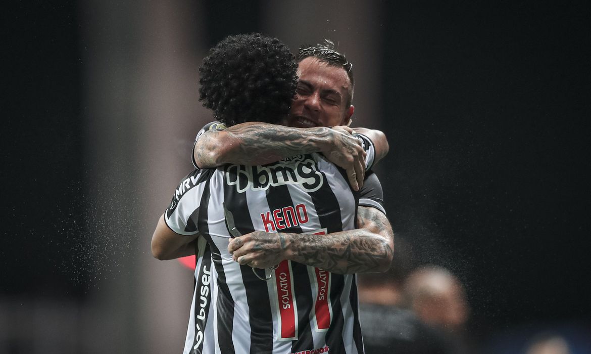 Atlético-MG vence Bahia e volta a ser campeão brasileiro após 50 anos; assista aos melhores momentos
