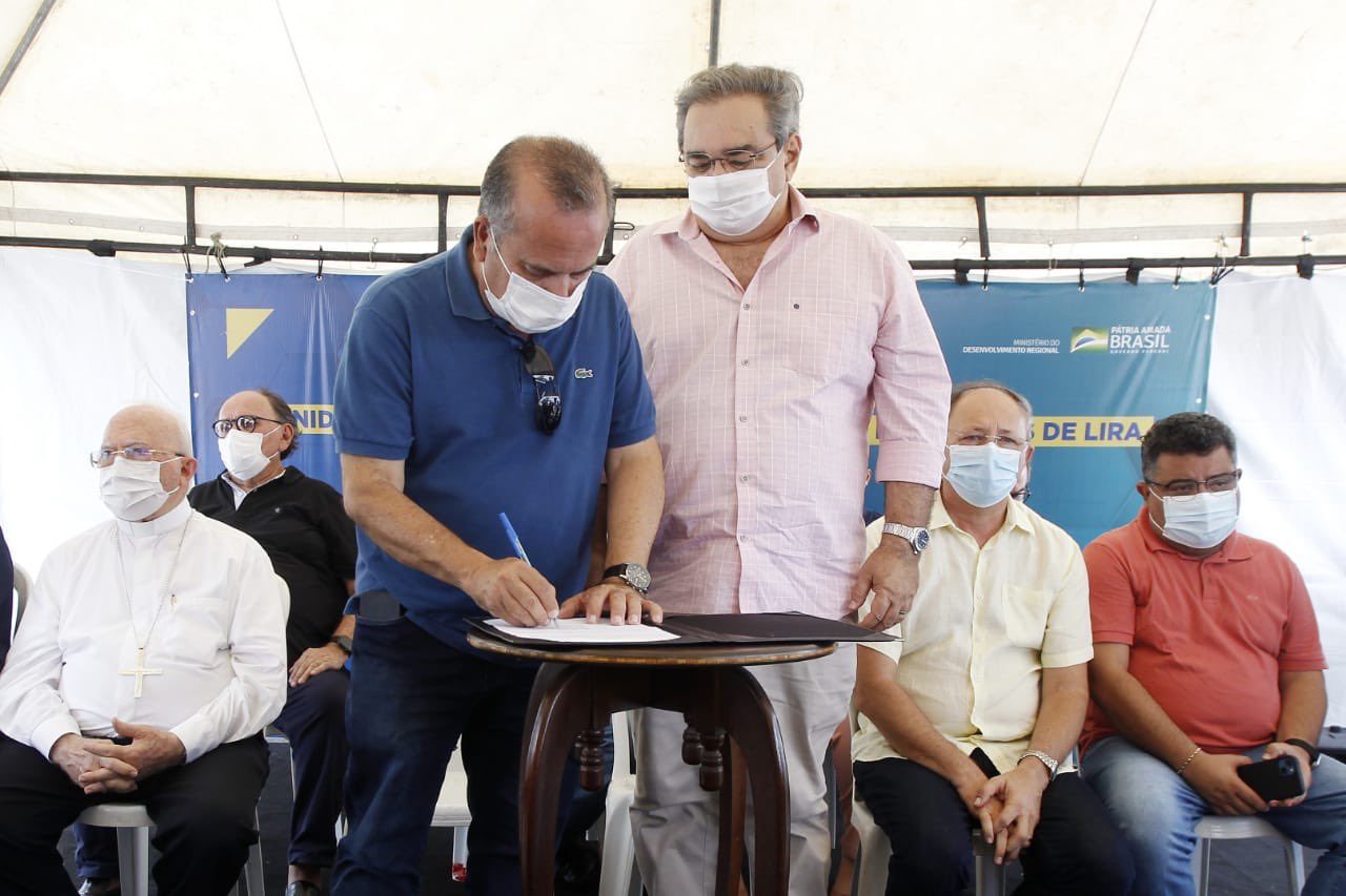 Rogério Marinho e Álvaro Dias anunciam R$ 5 milhões para construção de Mercado Municipal na região do Maruin
