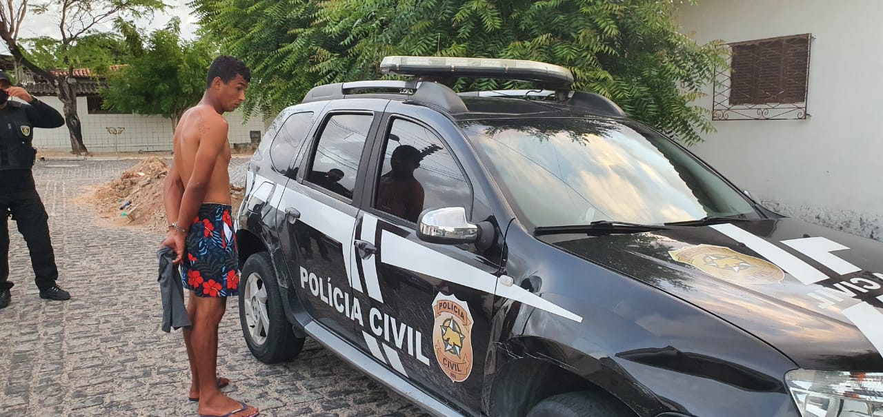 Homem que agrediu transexual na Cidade Alta e disse que “bateria de novo” é preso pela polícia