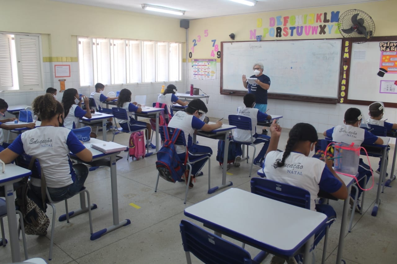 Ano letivo na rede municipal de Natal começa em março e terá aula aos sábados