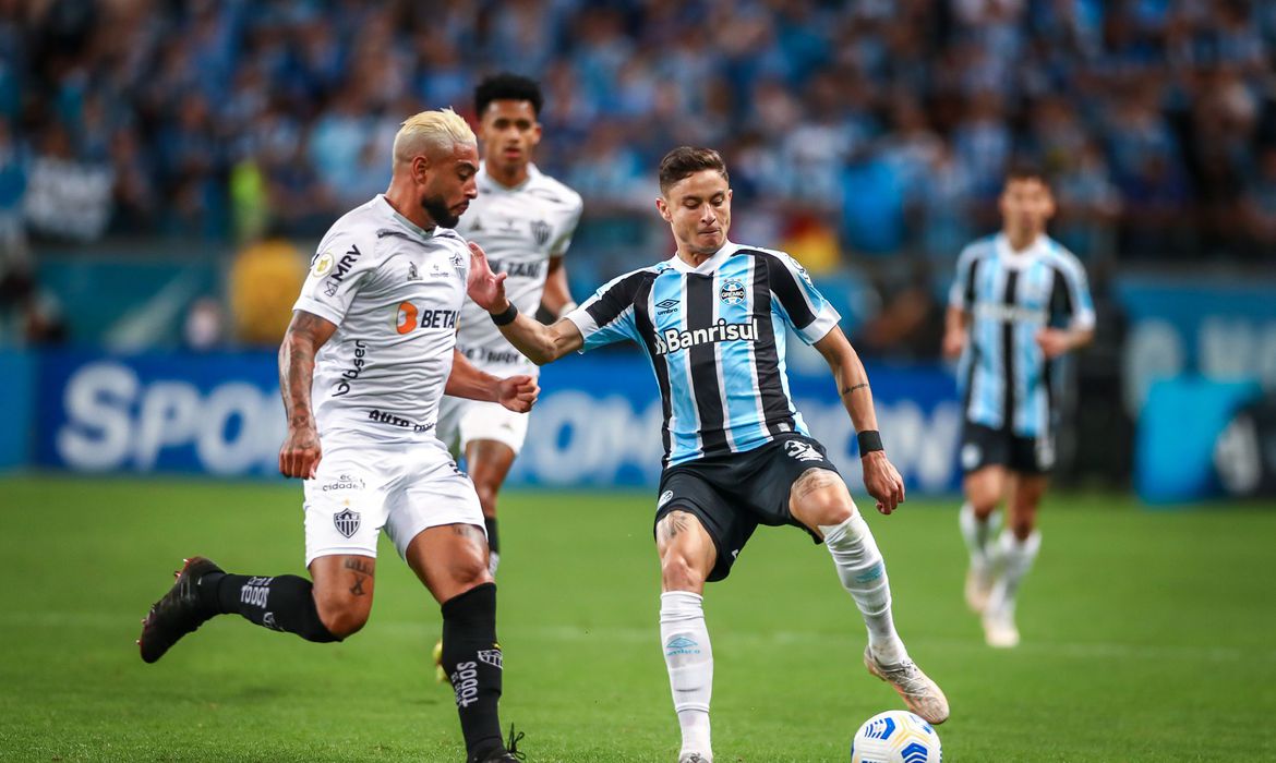 Mais dois campeões brasileiros caem para a Série B; veja quem são os 4 rebaixados do Brasileirão