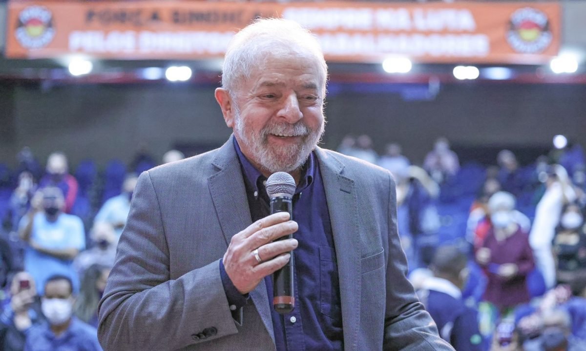Lula: "Bolsonaro é fascista e Moro é neofascista"