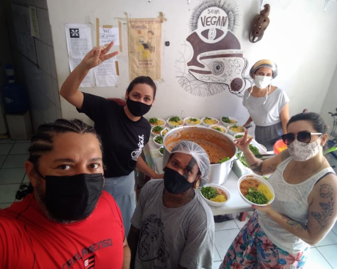 Projeto social em Natal oferece comida vegana para pessoas em situação de vulnerabilidade; saiba como ajudar