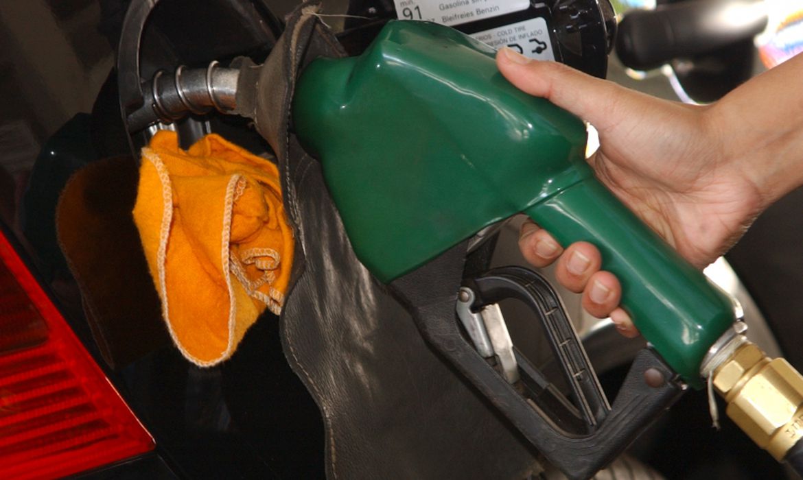 Petrobras reduz o preço da gasolina para distribuidoras