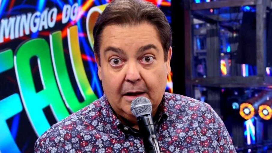 Globo quer usar a Justiça para tentar tumultuar estreia de Faustão na Band