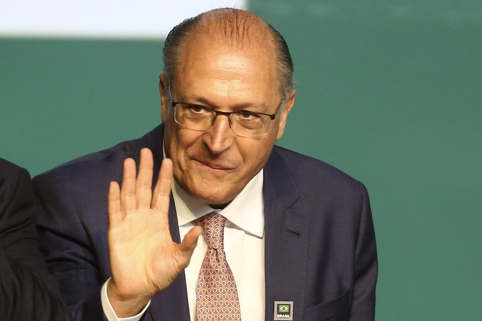 Possível vice de Lula deixa o PSDB após 33 anos