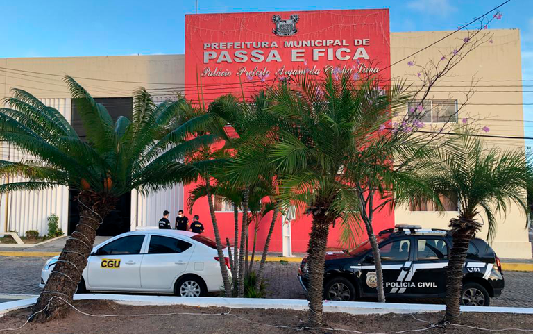 CGU, Polícia Civil e MP apuram desvios na Prefeitura de Passa e Fica