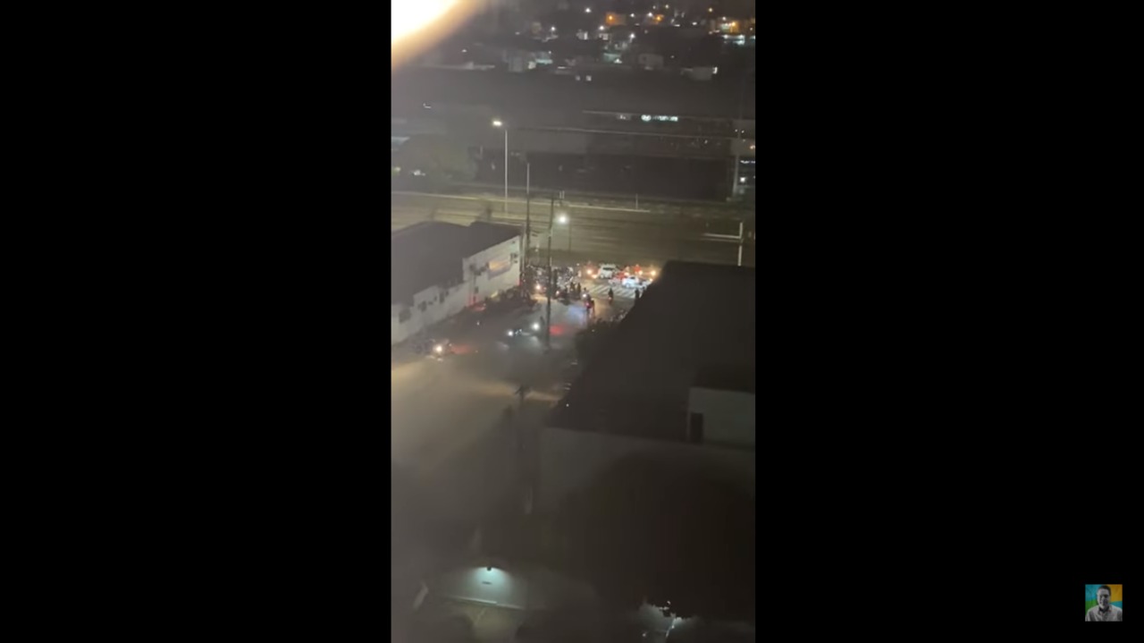VÍDEO: "Rolezinho de moto" tira o sossego dos moradores em bairro de Natal