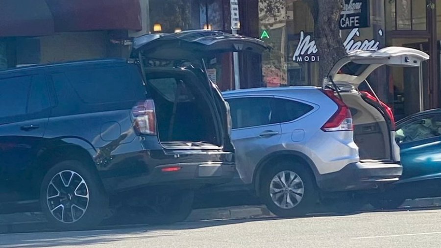 Motoristas estão deixando seus veículos abertos para evitar prejuízos durante furtos de carros