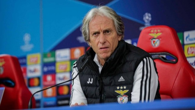 Benfica toma decisão sobre o futuro de Jorge Jesus no clube; confira