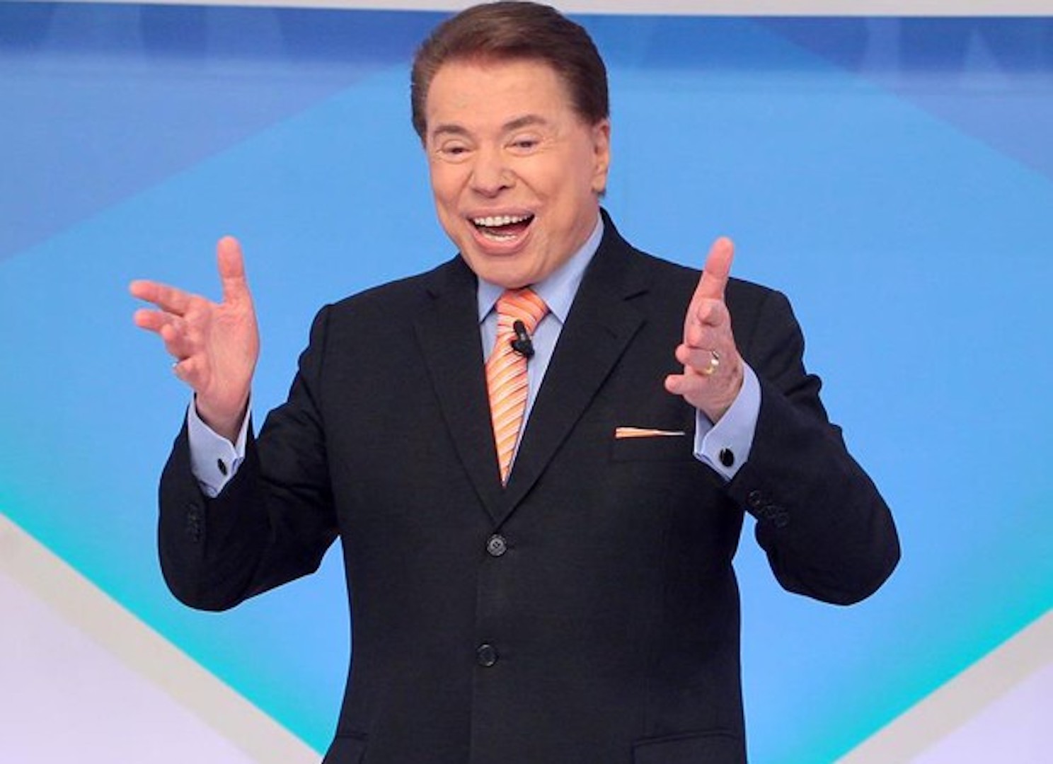 Silvio Santos coloca SBT à venda por valor bilionário