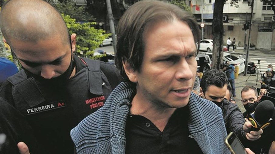 Delegado é acusado de tentar armar falso flagrante contra prefeito do Rio de Janeiro