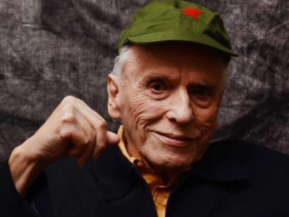 Escritor, jornalista e fundador do PDT morre aos 93 anos