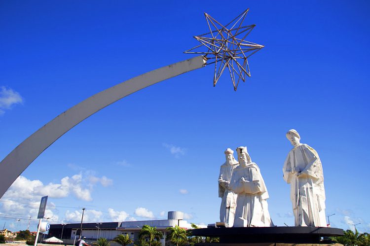 Fiéis de Natal celebram os Santos Reis; confira programação religiosa