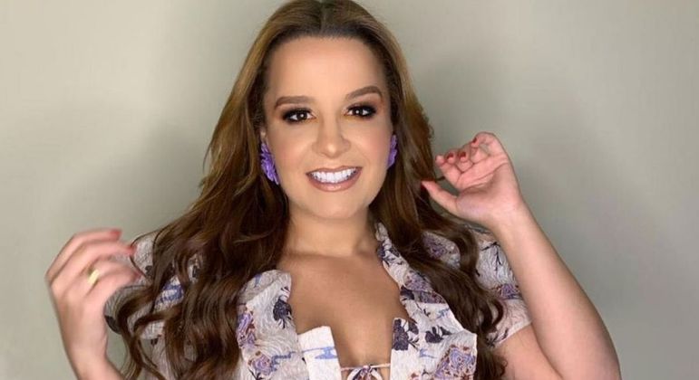 Cantora sente presença de Marília Mendonça após passar susto em avião