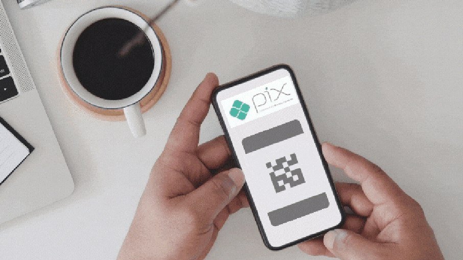 Novo golpe do Pix na praça: veja como se proteger do “QR ode falso”
