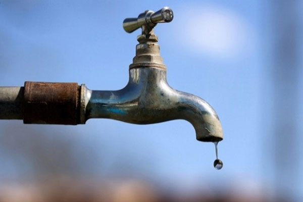 9 municípios estão sem água por causa de vazamento em adutora