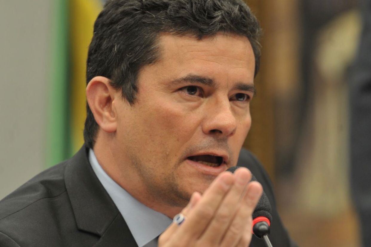 Moro rebate Lula: 'Canalha é quem roubou o povo brasileiro durante anos'