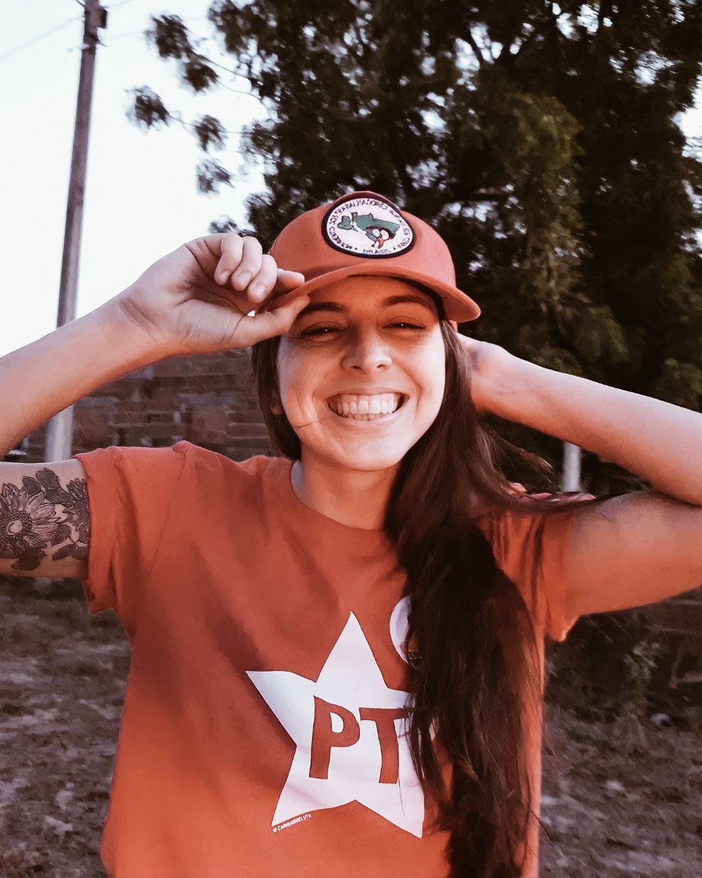Deputada do RN celebra aniversário do Movimento Sem-Terra: "Viva o MST"