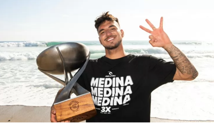 Surfista brasileiro, campeão mundial, resolve dar pausa na carreira para cuidar da saúde mental